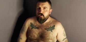 Sacred Slut Snackies, Peach