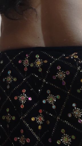 Village Bhabhi Real Love Sex with 18yr Boy! Desi Sex with Clear Audio