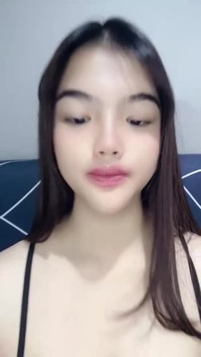 (TELEGRAM @TANTEMELA) Kenyot Susu Tembem Gemoy Kak Ciliee Imut Menggemaskan