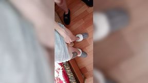 Three teachers delay class for intimate moments