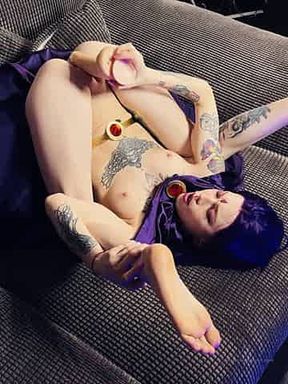 karneli bandi--09-10--Do you like my Raven cosplay