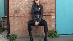 tapping in boots mpg