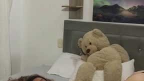 I kiss my neighbor's tits, I touch her pussy and we fuck in scissors in her bedroom