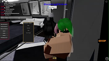 2 futas fucking each other