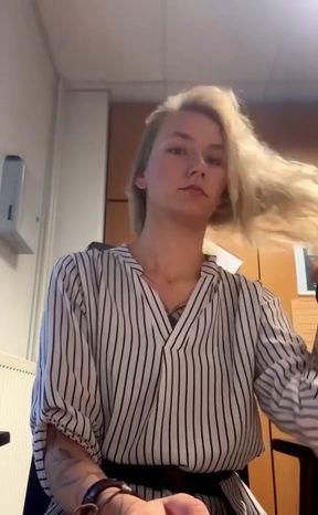 Sitting in Office, Cant Wait for the Weekend to Get Fucked,used and Be Owned Again by My BF
