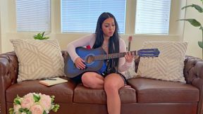 I Turned My Hot Roommate Raven Reverie Into a Pornstar With Epic Blowjob