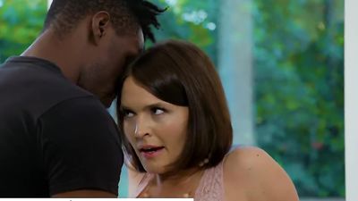 Naughty America - Krissy Lynn will do anything to Stop her Son's Bully