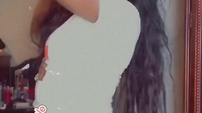 Atlanta hooters trans make her special sauce before work
