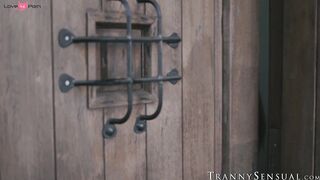 Slutty TS Aubrey Kate forgets her earring but finds Dillon Diazs dick