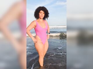 MY CARIBBEAN COUSIN GREW UP AND SO DID HER LARGE BUTT