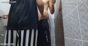 Shower blowjobs and sex