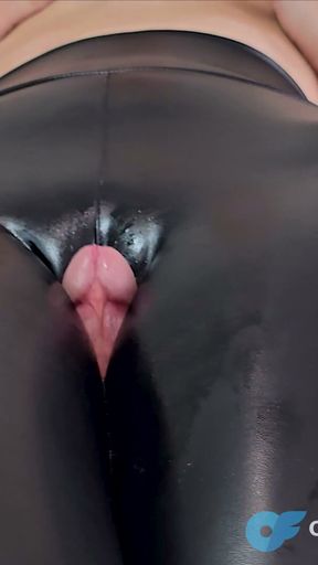 Thighjob - Leather Leggings Cum Explosion   Clip 1