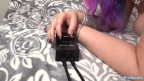 Chubby Pink Haired Sara Star Tries The Fucking Machine