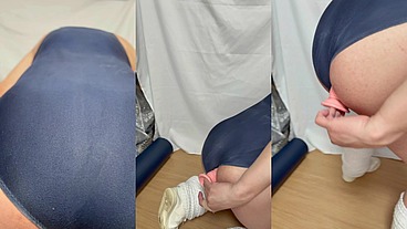 クラスの男子に小便やザーメンをぶっかけられた匂う肉便器スクール水着を着て極太アナルディルド調教
