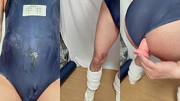 クラスの男子に小便やザーメンをぶっかけられた匂う肉便器スクール水着を着て極太アナルディルド調教
