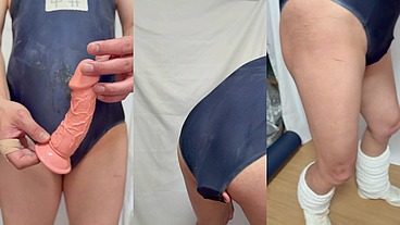 クラスの男子に小便やザーメンをぶっかけられた匂う肉便器スクール水着を着て極太アナルディルド調教