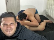 Duermo con mi padrastro y por error me folla el culo toda la noche