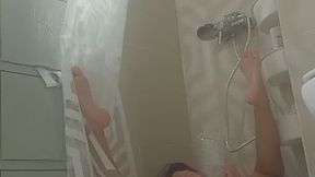 Latina MILF's Bathroom Water Explosion After Extreme Stuffing