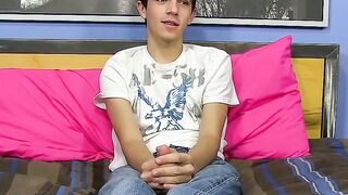 UNBELIEVABLE 18yo TWINK PORN EXCLUSIVE Conner Bradleys HOT ASS WANK OF THE YEAR!