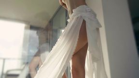 dance in white robe