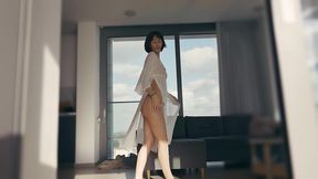 dance in white robe