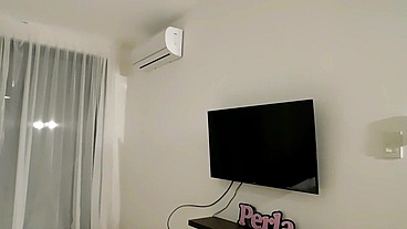 88 , CON MI AMIGO LLAMAMOS A UN VECINO, TECNICO DE TV PARA QUE ARREGLE LA TV Y ME RECOJAN ENTRE LOS DOS PRIMERA PARTE CAPITULO 88