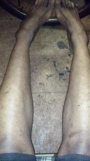 Very Nice Long Legs and Suckable Toes Foot Fetish