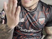 💣FOOTBALL PLAYER cumshot with NO HANDS😈