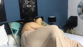 Redhead Latina girlfriend gets fucked by her hunk friend