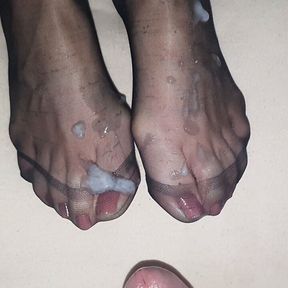 Cum on wife&#039;s nylon feet