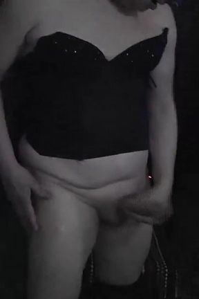 Gingerdead - Dancer and mastrubation :)