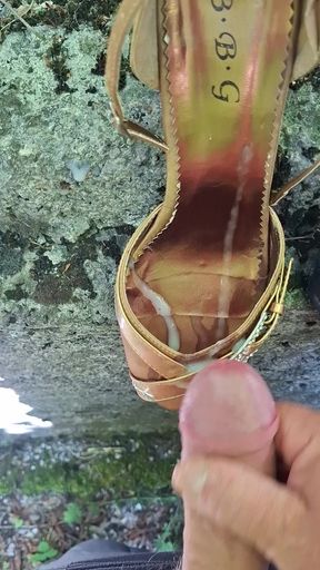Cum on shoes