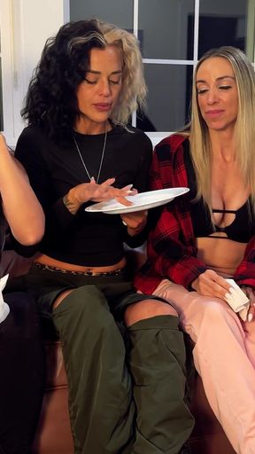 5 Girls Try Sneezing Powder - Mars Solo, Sinthia Bee, Sexy Sara Bee, and Andi Vicious Are All Introduced to Sneezing Powder for