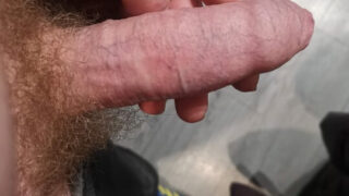 Guru British kulit putih bogel dengan zakar besar yang belum dipotong sialan pantat keras