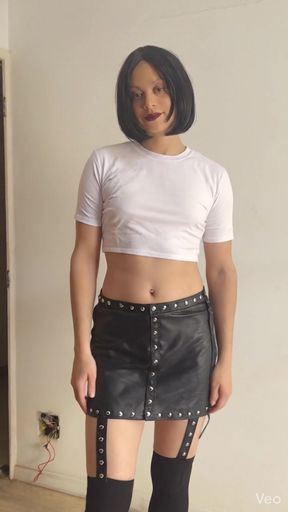 Cdzinha masturbating 3