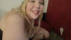 Mistress Claudia in : che divertimento il big Bamboo!!!