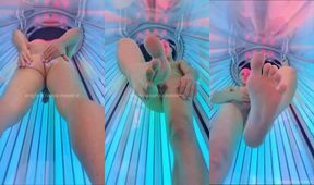 Alpha Male Gushes on His Own Feet Big Cock Smears on Sunbed