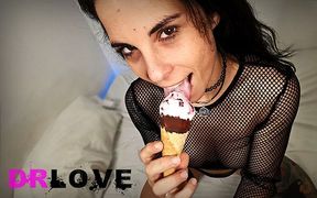 Little Foxy Loves Dicks and Ice Creams