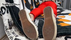 Goddess put her Feet in Dirty Sneakers on the Couch after Workout - Pants Tight sexy Ass, Worship Petite Feet of the Goddess, Smoking in bed, Fetish on Black Bra, Wrinkled Soles of Feet 4k