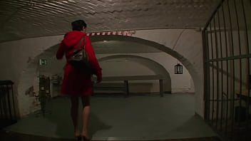 BDSM - TRAINING TO BE A PLEASURE SLAVE