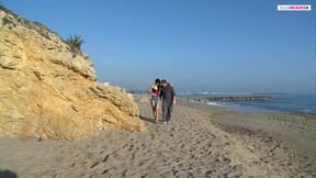 Milf Erika dishonors the beach