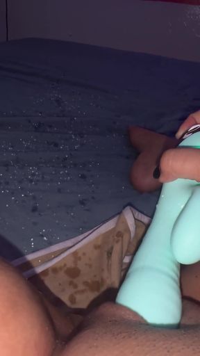 extreme expander toy that makes her tight pussy explode in spurts   Clip 3