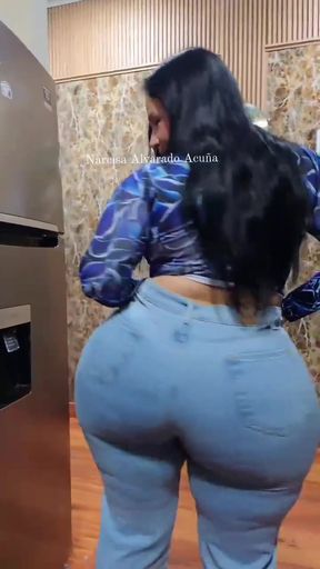 Bootylicious Latinas showcase their thick asses on TikTok
