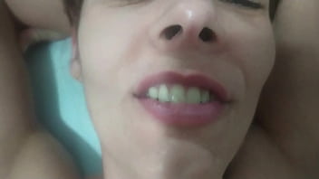 Mais um v&iacute_deo da evang&eacute_lica que foi expulsa da igreja por ter v&iacute_deo vazado trepando com um garoto de 18 anos ap&oacute_s o culto