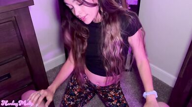 Lap dance turns into sloppy deepthroat footjob grind