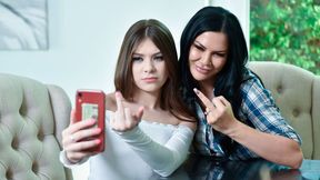 Two hotties are getting tons of pleasure