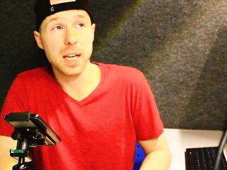 Grunt(pilot episode)-TheOpinionsShow(no nudity)