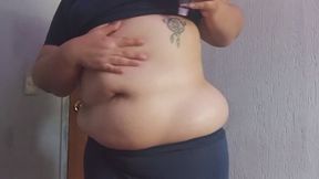 Slow Motion - Oiled Belly Massage with Wooden Roller