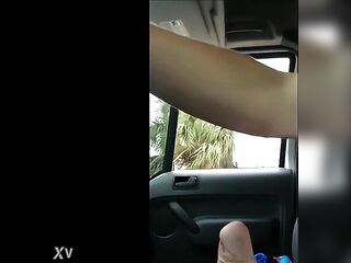 exhibitionist receives assist proposal from a passerby and cum in front of her