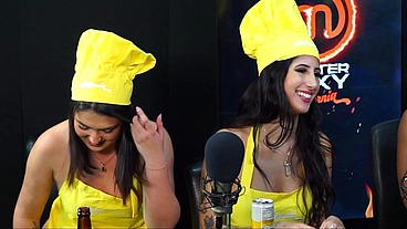 Ninfeta rebolando sua bunda bem safada